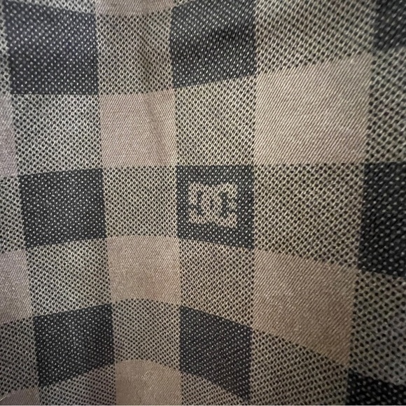 DC shoes checked shorts - Picture 3 of 6